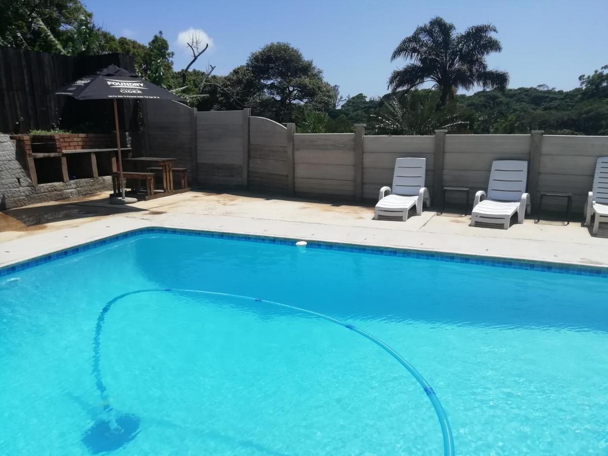 Poolside Guest House Port Shepstone Exteriér fotografie