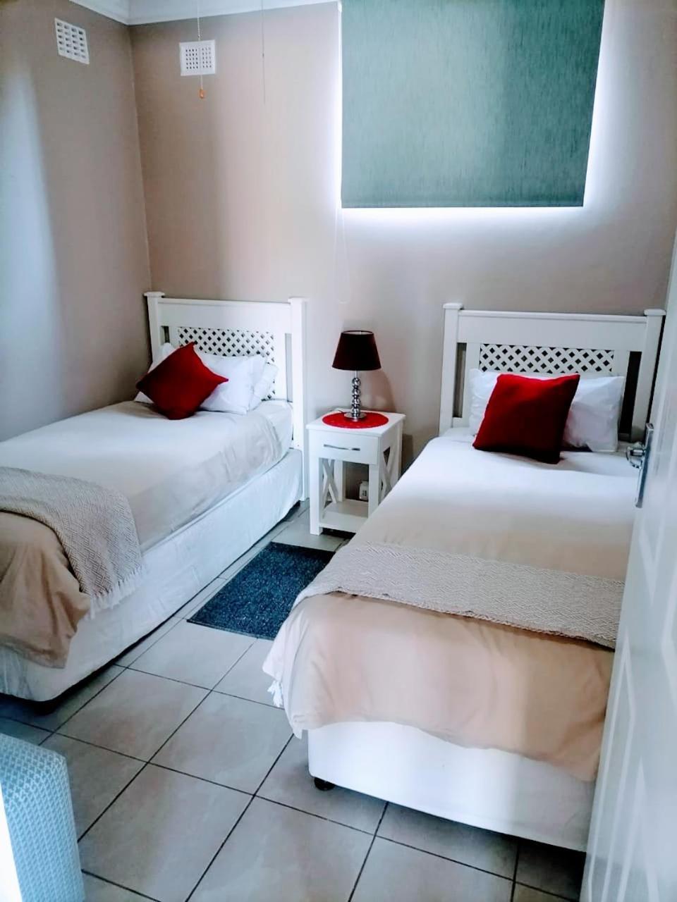 Poolside Guest House Port Shepstone Pokoj fotografie